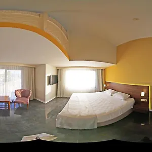 Otel Neopol, Kuşadası
